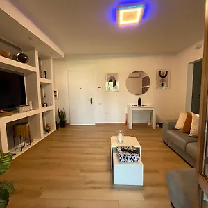 https://nuova-e-comoda.it-lombardy.com